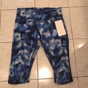 NWT lululemon Train Times Crops